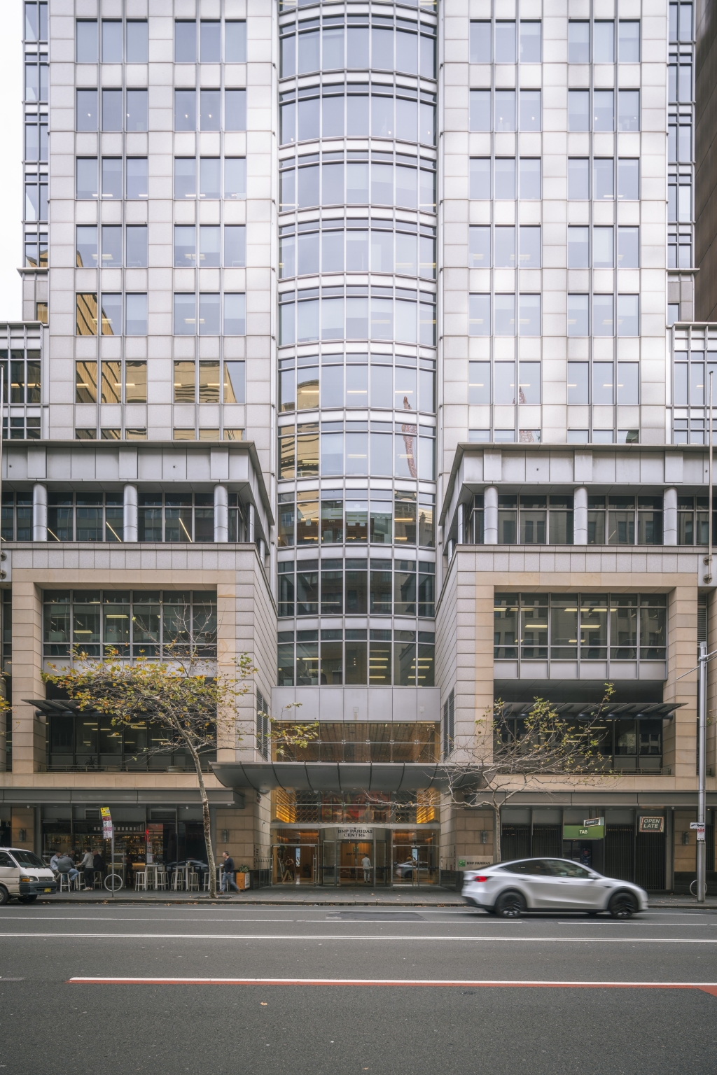 60 Castlereagh tower perspective from Macquarie Street.